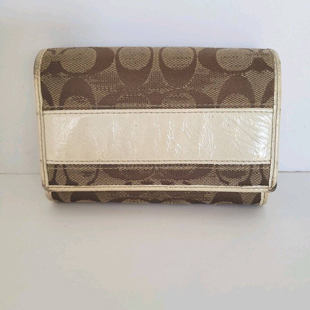 Coach Legacy Wallet Canvas Leather Signature Bifold 5x4 Medium White Tan Fair